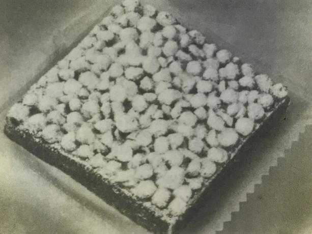 Fantazija tortas. Nuotrauka iš knygos "gamyba pyragai ir pyragai", 1976 