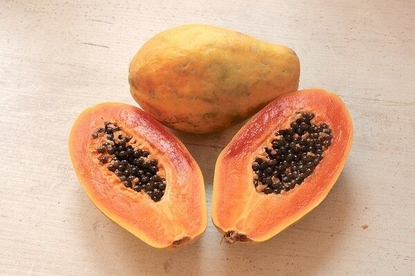 Jei ne GMO, mes nežinotume, kas iš esmės yra papaja (Nuotrauka: Pixabay.com)