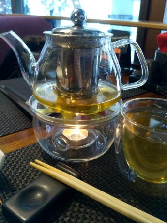 Ir tradicinis žalioji arbata.
