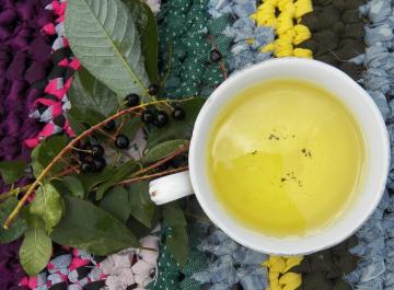 Pievinis žolelių arbata paukščių vyšnių arbatos Antibakterinis Cheremuhovo