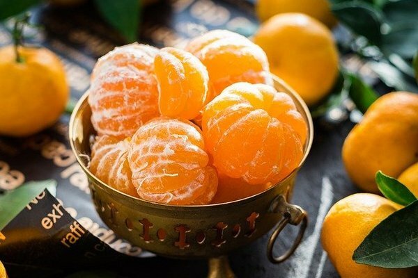 Pasirinkite didelius ir sultingus mandarinus be žalos. (Nuotrauka: Pixabay.com)