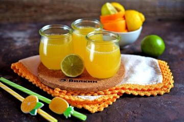 Naminis apelsinų, žaliųjų citrinų ir citrinų limonadas