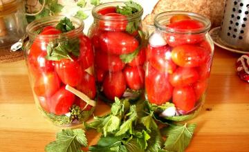 Pomidorai žiemai litro skardines